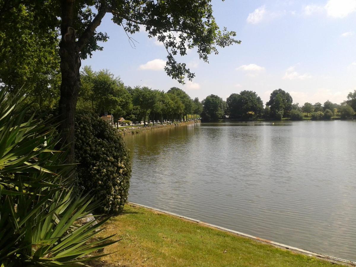 Camping Oaki Mesnard-la-Barotière Esterno foto